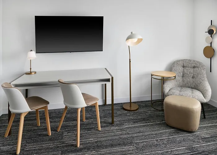 Отель Towneplace By Marriott Ромеовилл